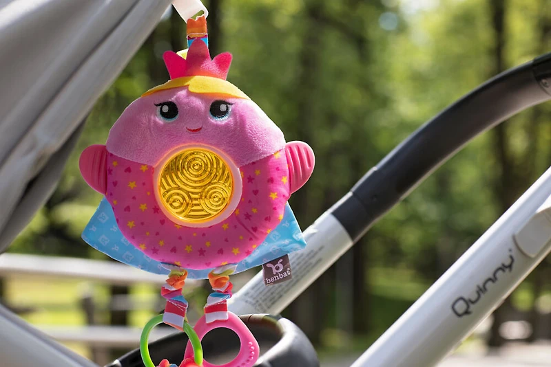 Jouet de voyage Amis Éblouissants Benbat - Princesse / Rose / 0-24 mois