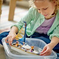 LEGO City Le bateau à voiles Ensemble de construction 60438