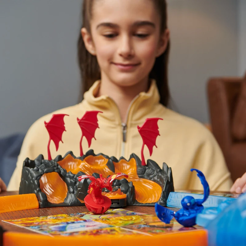 Bakugan Training Set avec Spidra, thème clan des insectes, figurine articulée personnalisable, cartes à échanger et coffret