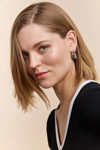 Boucle d'oreille triangle géométrique