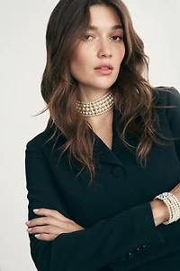 Multi-strand pearl choker