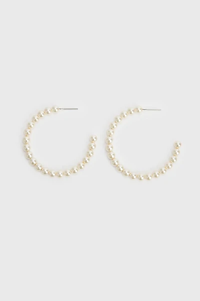 Boucle d’oreille de perles à anneau