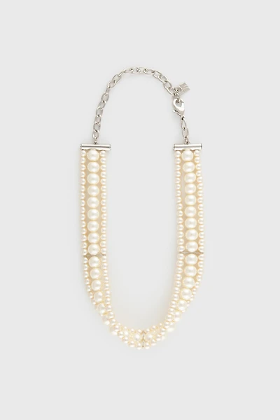 Pearl necklace