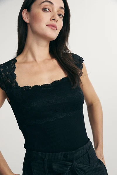 Ribbed top with lace combo