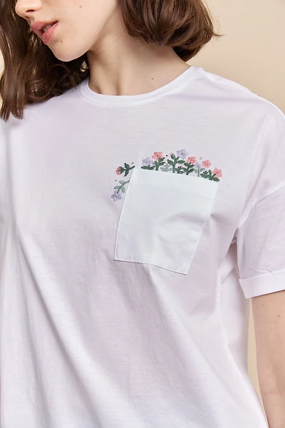 Embroidered floral t-shirt