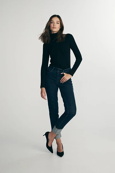 Stretch turtleneck
