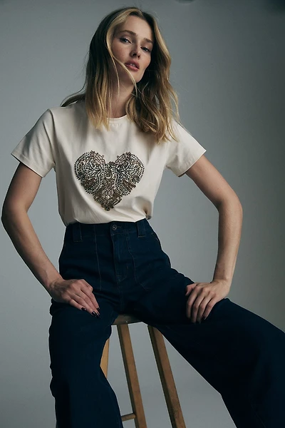T-shirt coeur brodé
