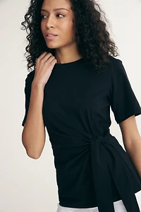 t-shirt with tie