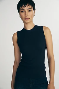 Sleeveless ribbed sweater