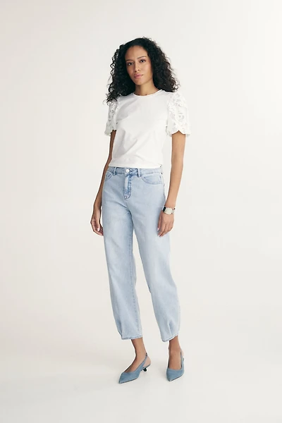 High waist jean with pleats hem