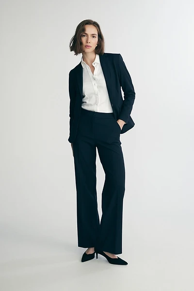 Modern pant
