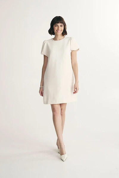 Robe à manches bouffantes