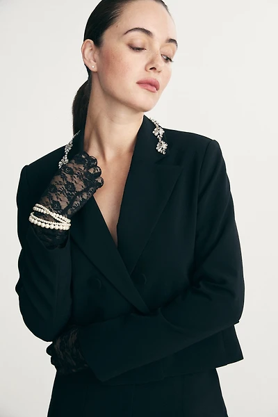 Veston à col orné de cristaux