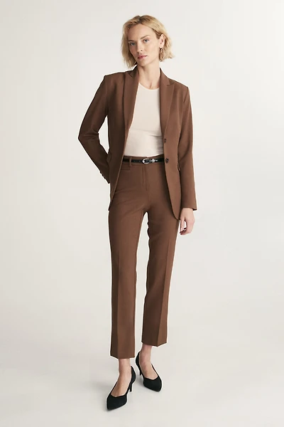 Semi-fitted 2 buttons basic blazer