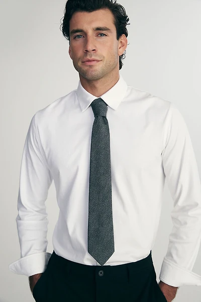Two-tone grey tie