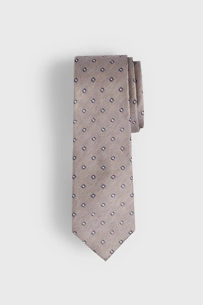Patterned jacquard tie