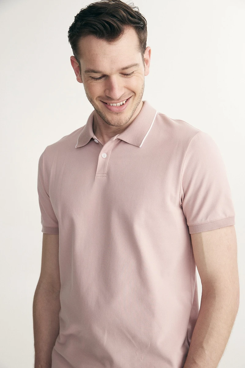 Polo with detail at collar