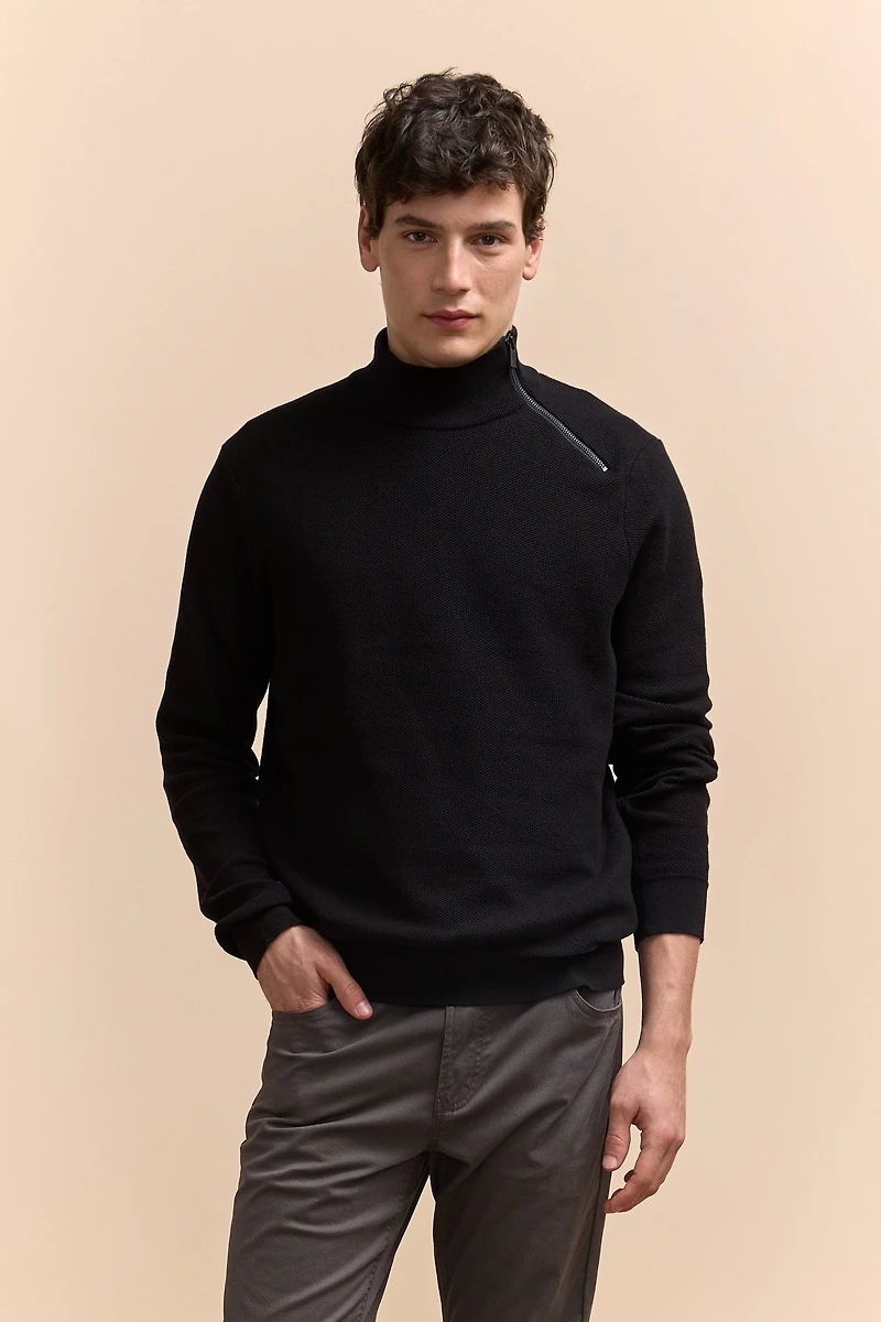 Mock neck sweater with zip