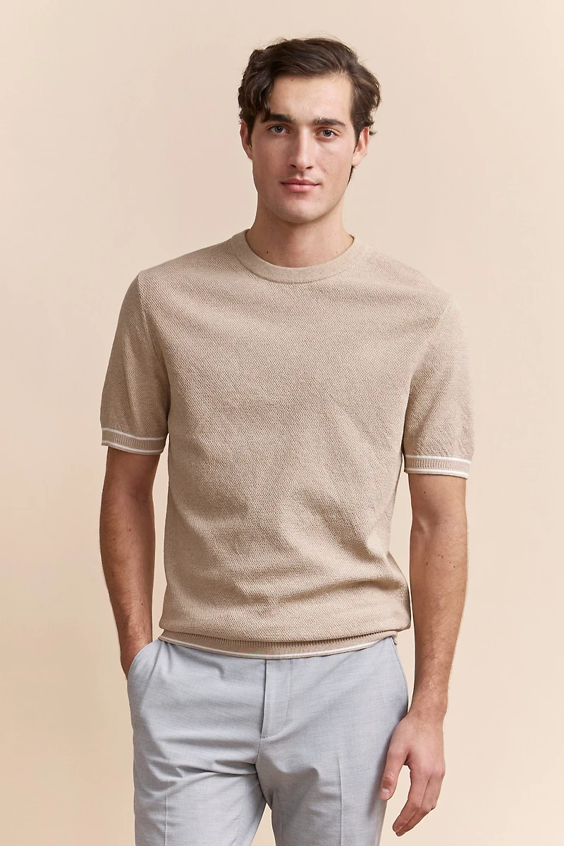 Short sleeves textured sweater
