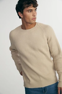 Solid crew neck raglan sweater