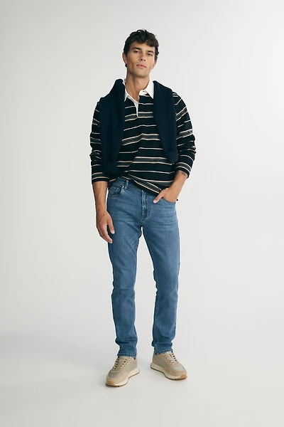 Five pockets slim fit jeans