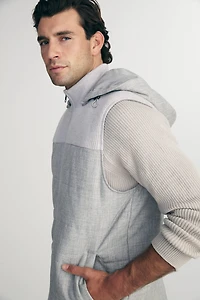Quilted vest with hood