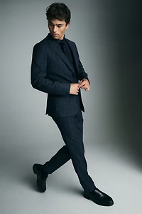 Extra-fitted check blazer