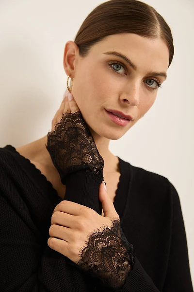 Layering Lace Cuff