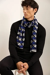 Foulard brossé motif géométrique