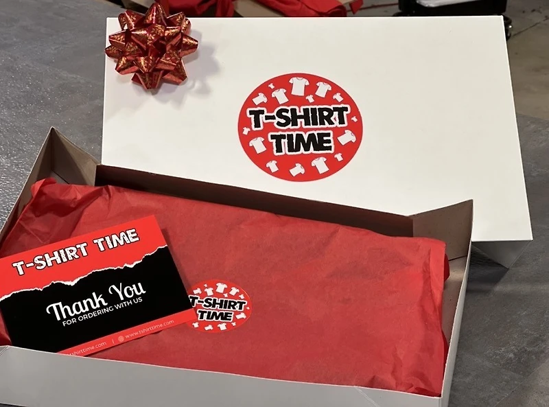 Gift Wrapping | T-Shirt Time