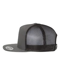 Casquette classique trucker à cinq panneaux YP Classics