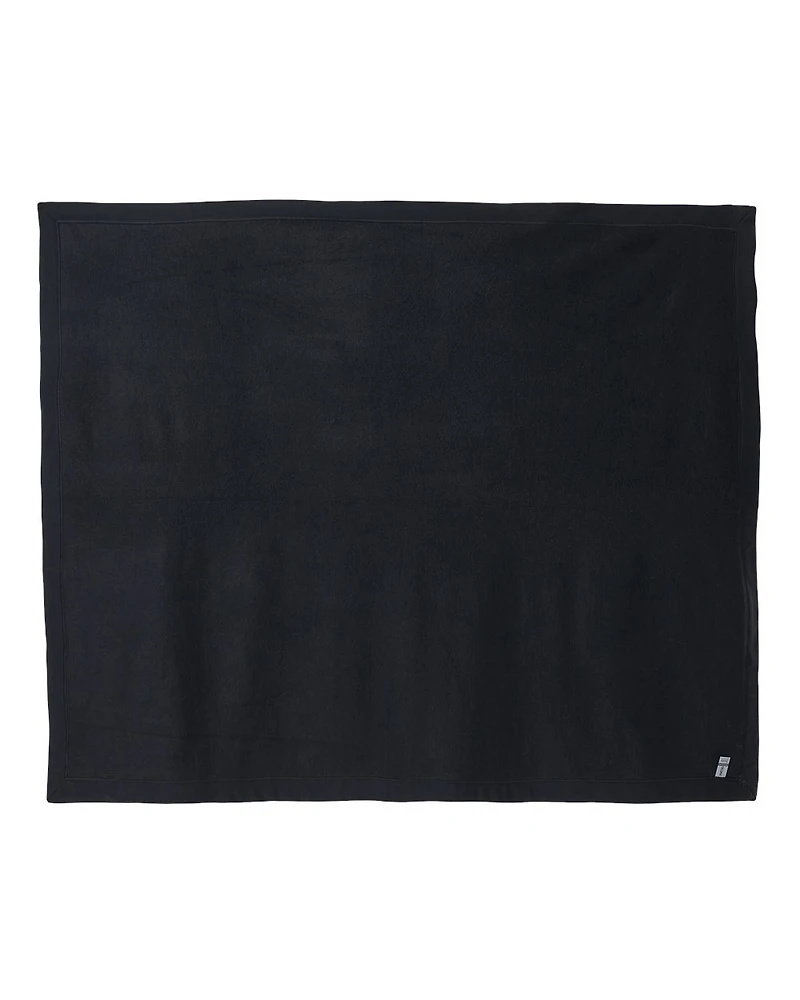 Gildan Heavy Blend Fleece Stadium Blanket | T-Shirt Time