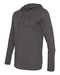 T-shirt à manches longues et capuche léger unisexe Softstyle