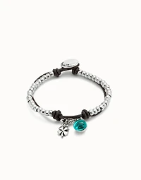 Leather beaded bracelet with green murano glass