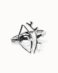 Bangle bracelet with a striking central eye