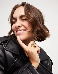 Square shape open ring