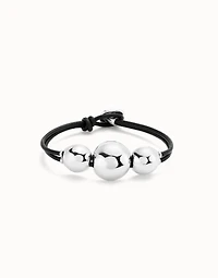 Leather bracelet with three large beads
