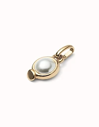 Charm with pearl
