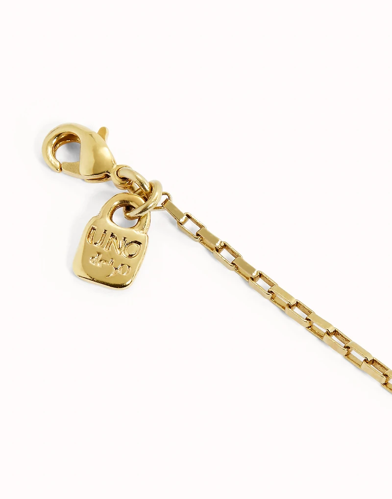 Short link chain charm necklace