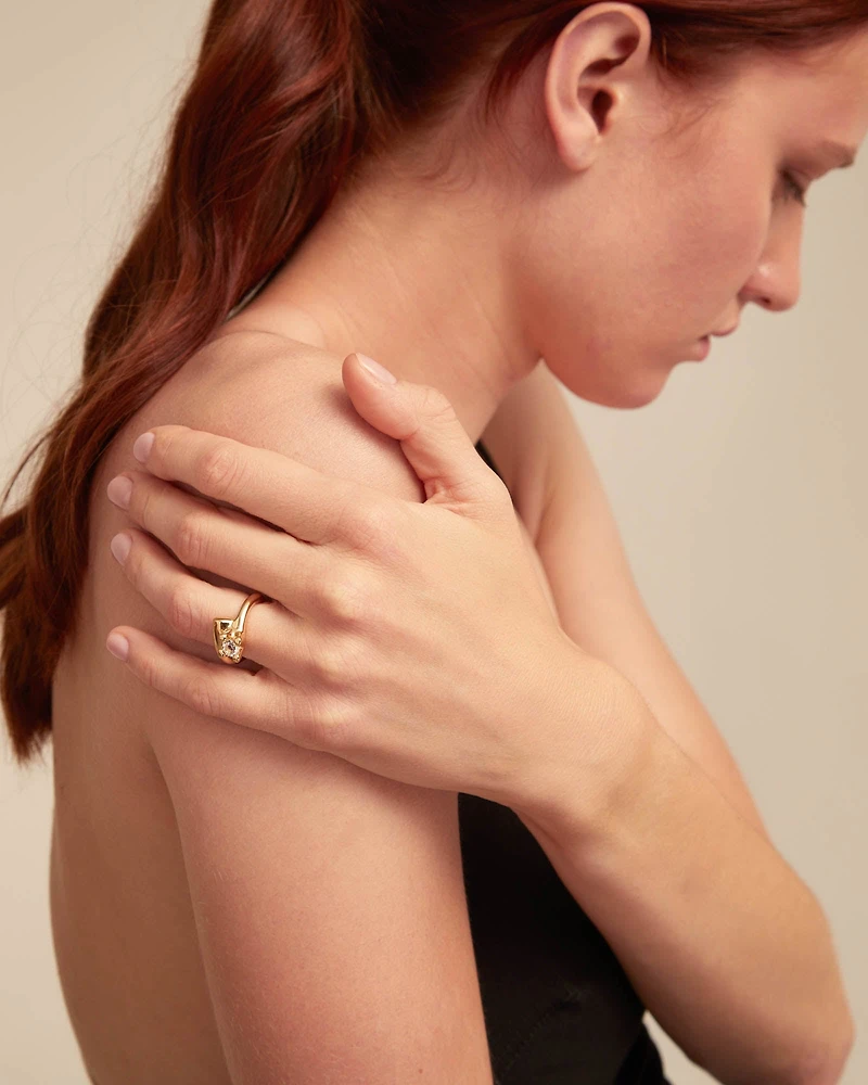 Ring with white cubic zirconia