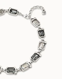 Short necklace with crystals