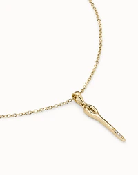 Long chain pendant necklace with needle