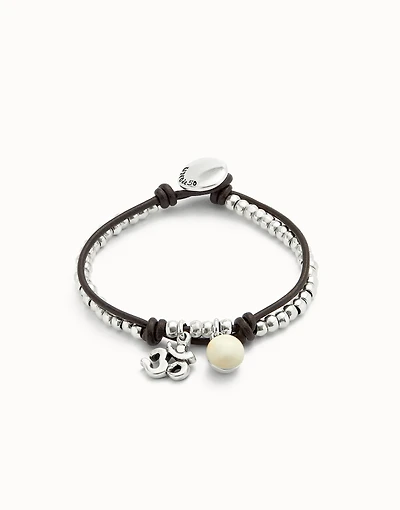 Leather beaded bracelet with ivory murano glass