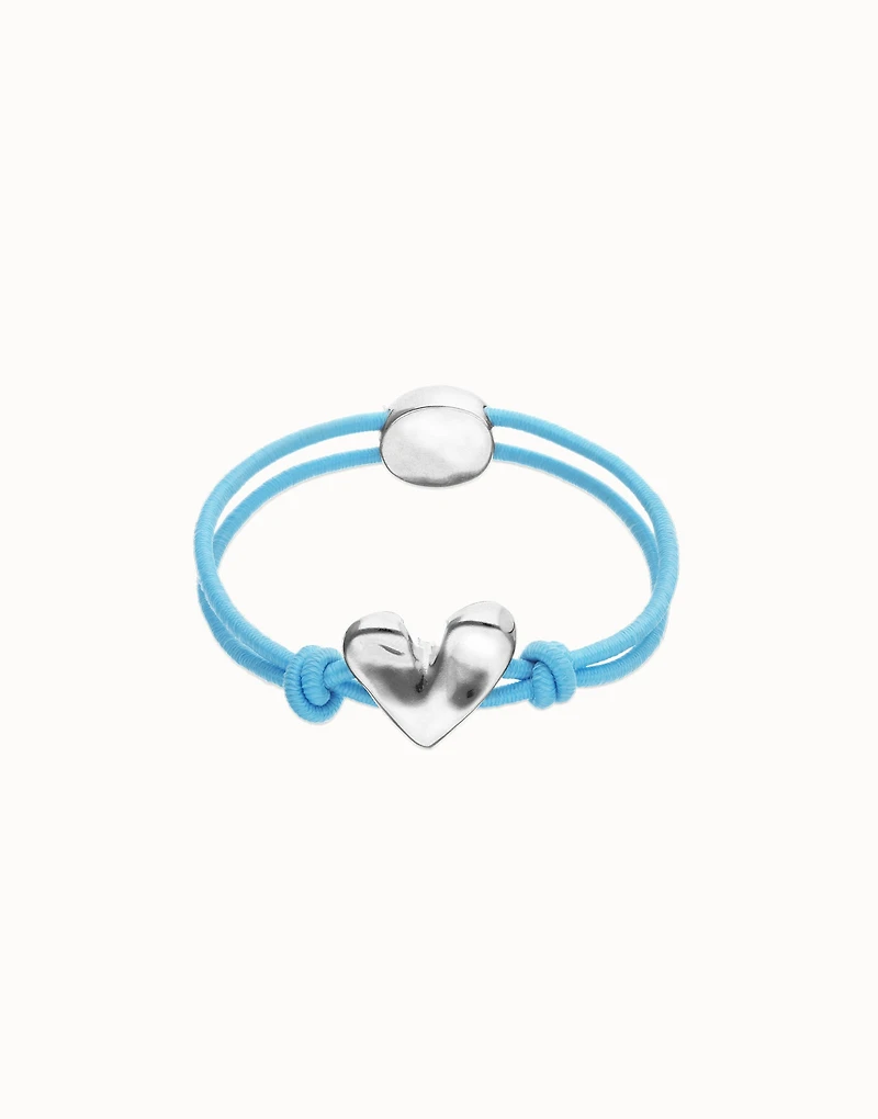 Blue elastic thread bracelet with heart