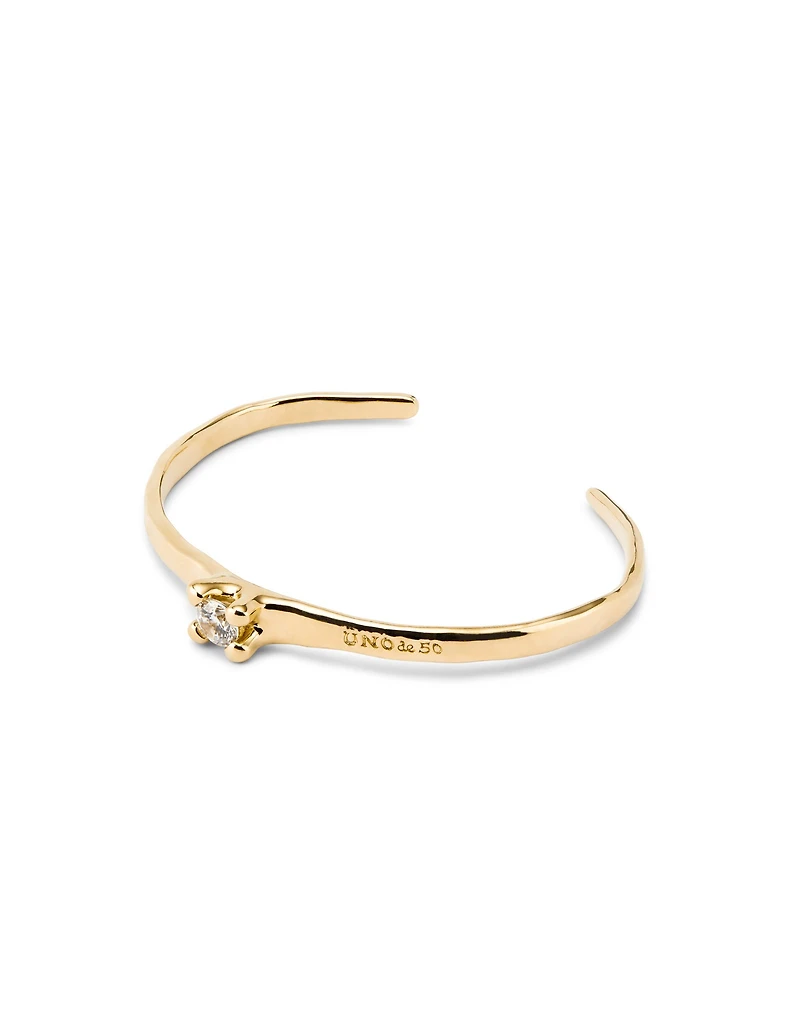 Cuff bracelet with blue cubic zirconia