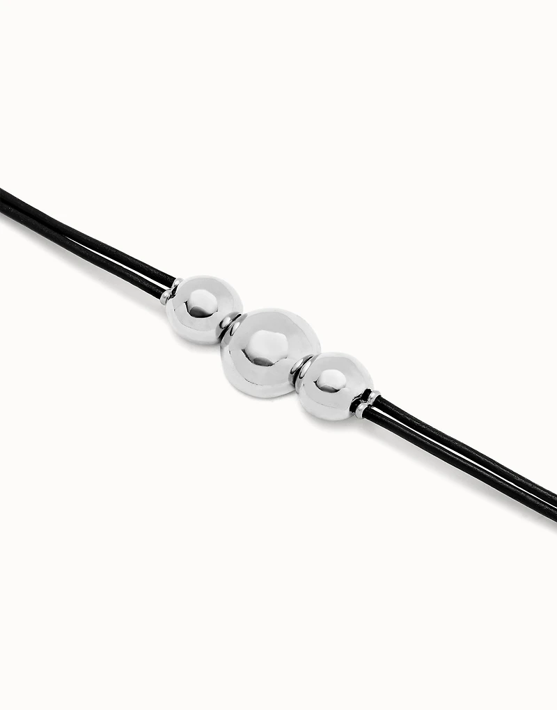 Leather bracelet with three large beads