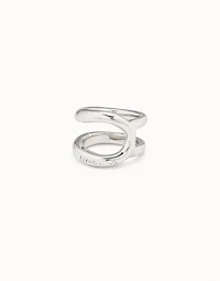 Double curved ring