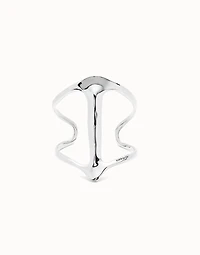 Cuff bracelet with manta ray structure