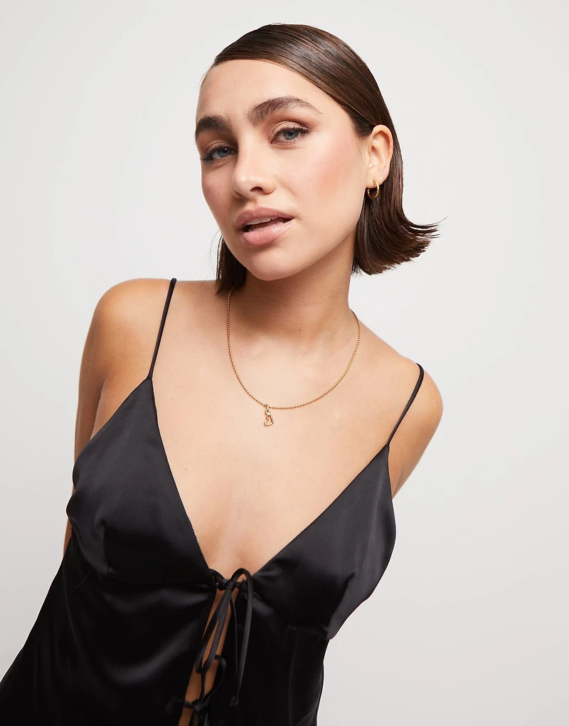 Link chain charm necklace