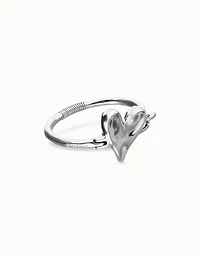 Bangle bracelet with heart detail